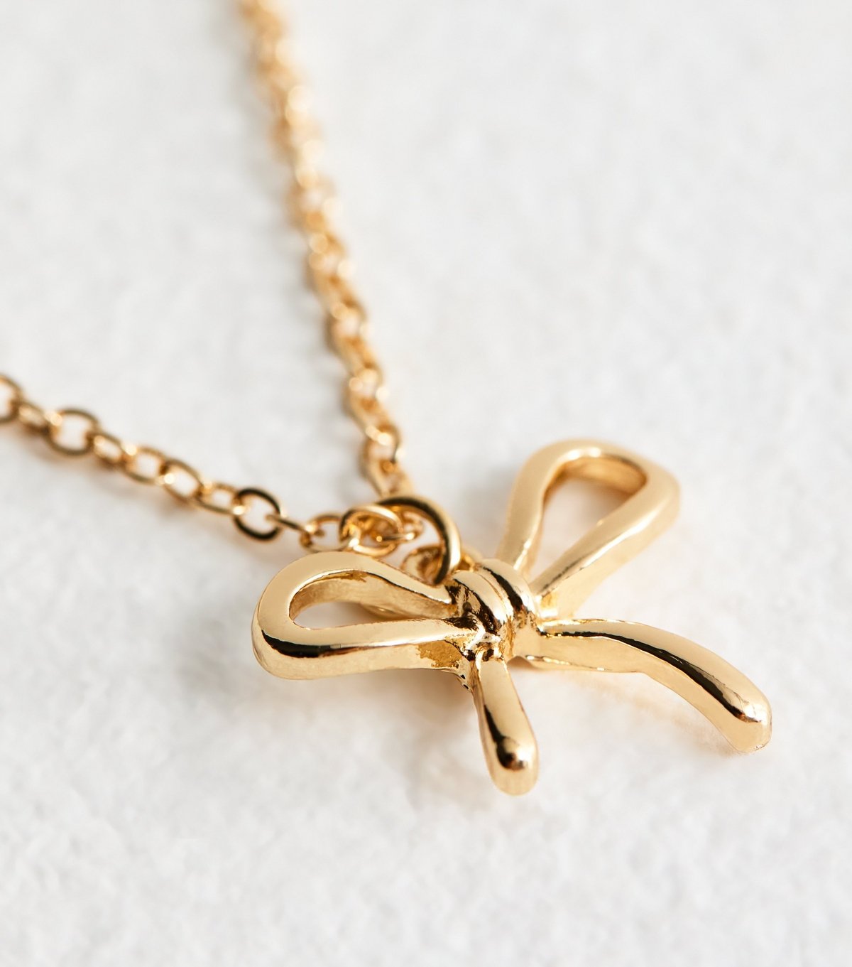 New Look Gold Tone Bow Detail Chain Necklace New Look - 4