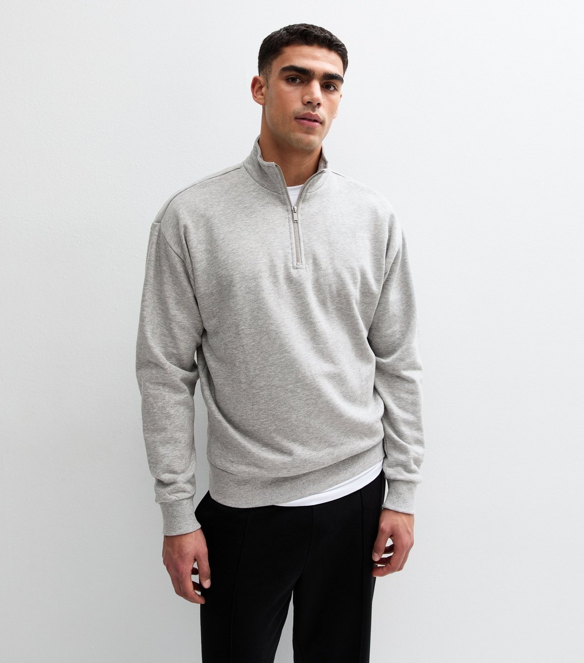 New Look Men's Grey Relaxed Quarter Zip Sweatshirt New Look - 2