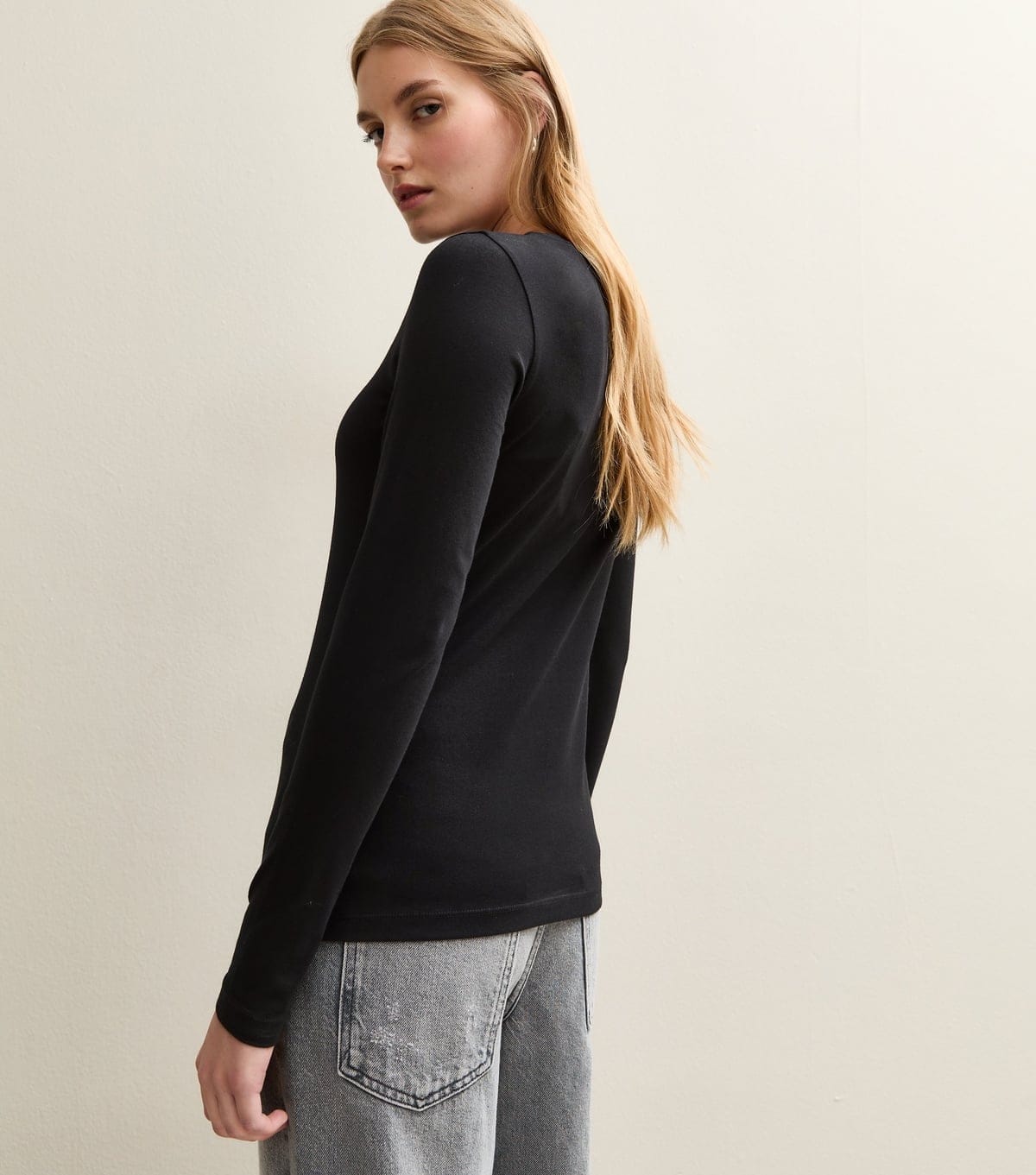 New Look Women's Black Long Sleeve Crew Neck Top New Look - 4