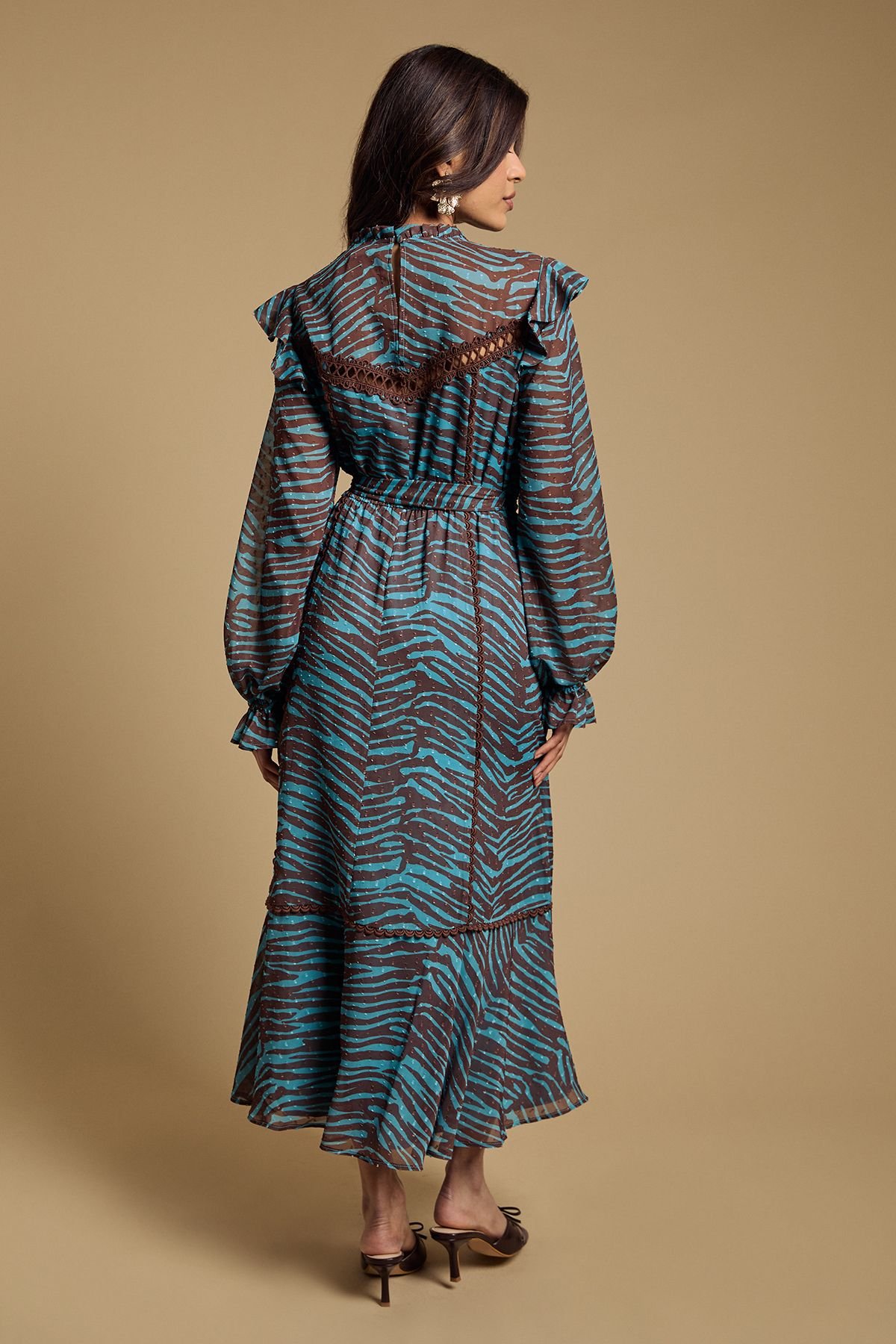 Oasis Oasis Women's Petite Printed Dobby Chiffon Belted Waist Midi Dress in Duck Egg - 3