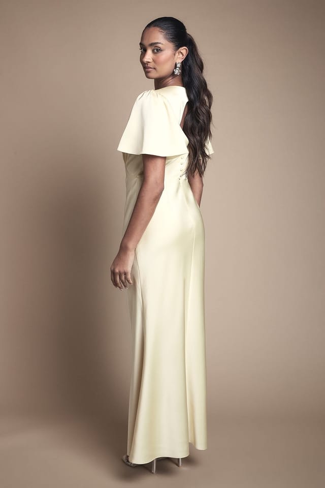Oasis Oasis Women's Deep V Fluted Sleeve Maxi Bridesmaid Dress in Butter - 3