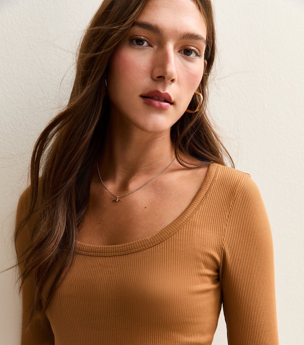 New Look Women's Light Brown Scoop Neck Long Sleeve Ribbed Top New Look - 2