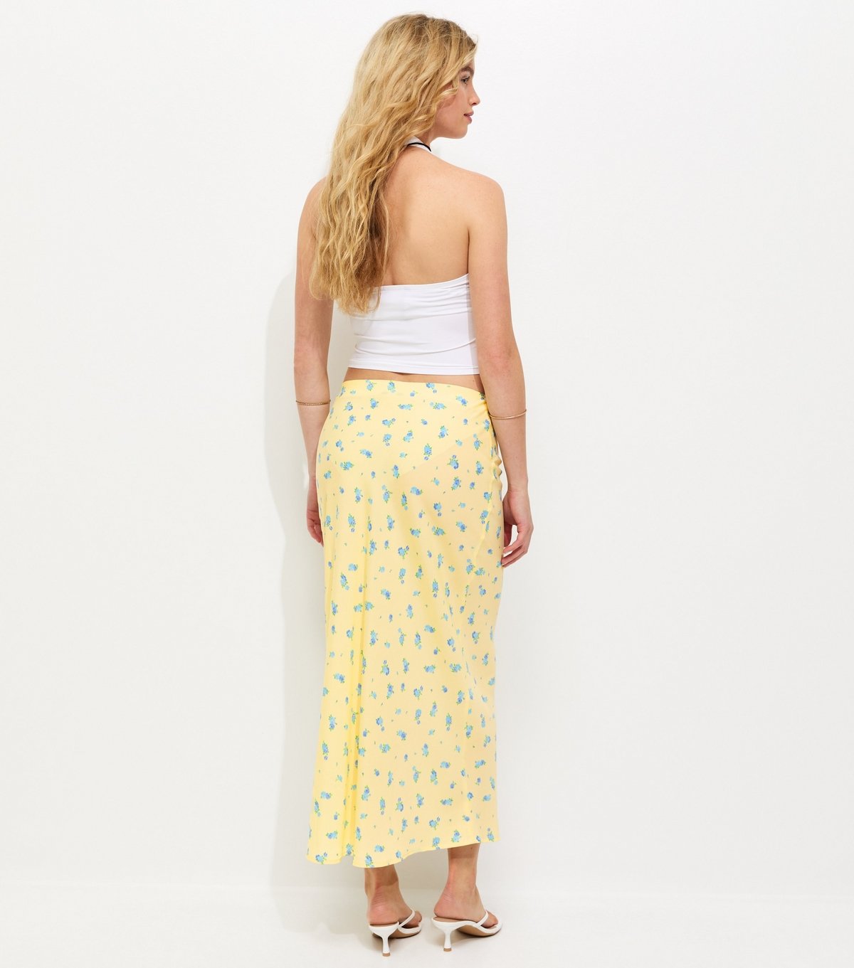 New Look Women's Yellow Ditsy Floral Bias Cut Midi Skirt New Look - 4