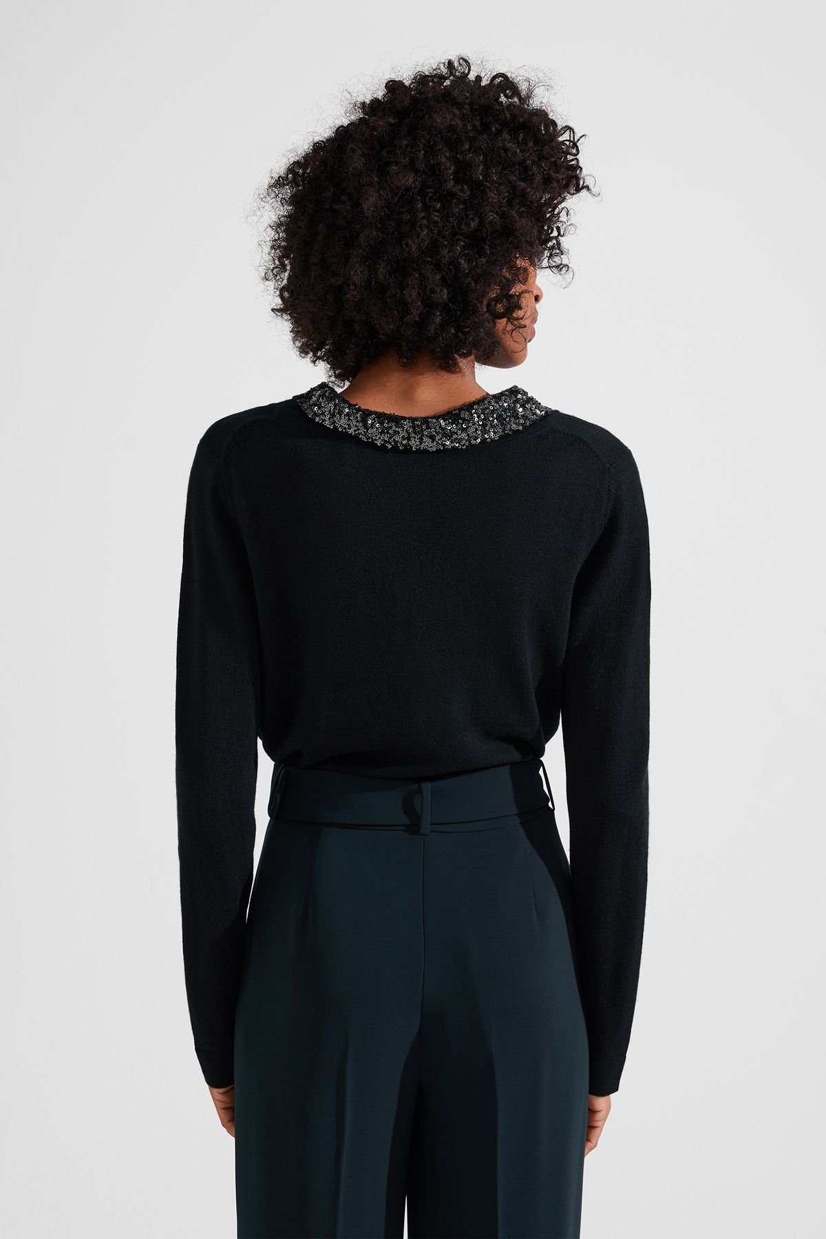 Hobbs London Hobbs London Women's Esther Embellished Neck Jumper in Bottle Green - 4