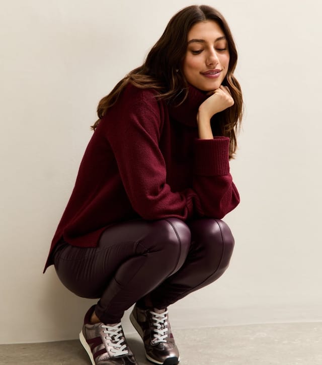 New Look Women's Tall Burgundy Faux Leather Seams Leggings New Look - 3