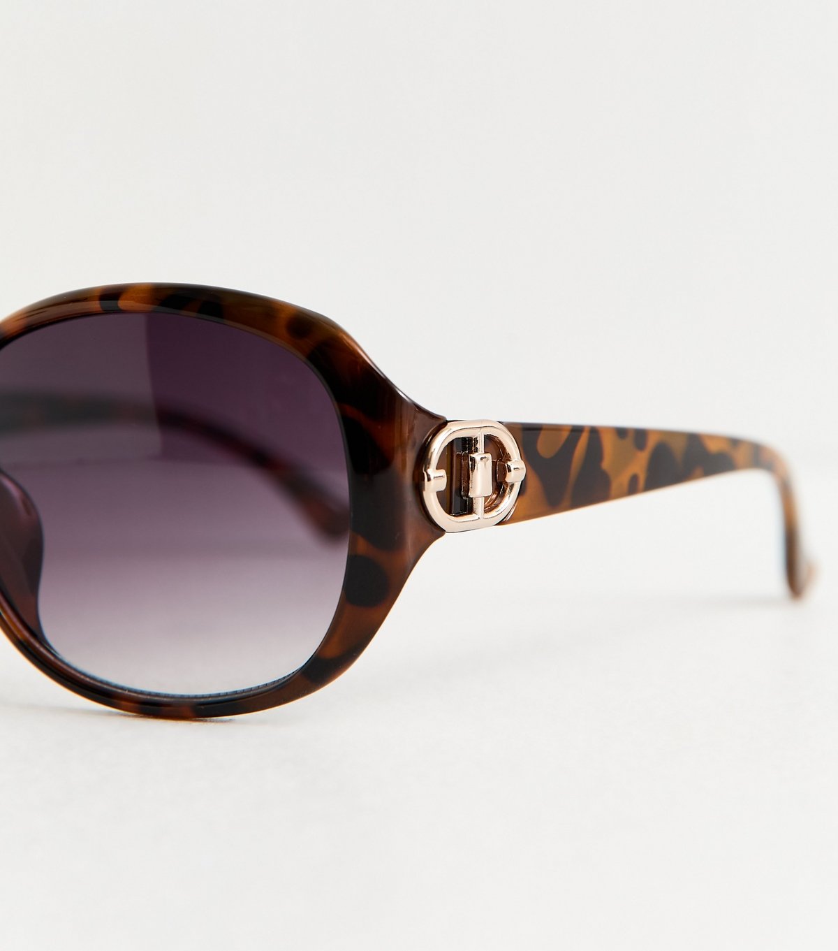 New Look Brown Tortoise Shell Effect Round Sunglasses New Look - 3