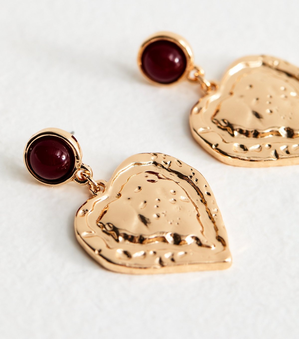 New Look Gold Tone Beaten Heart Burgundy Drop Earrings New Look - 4