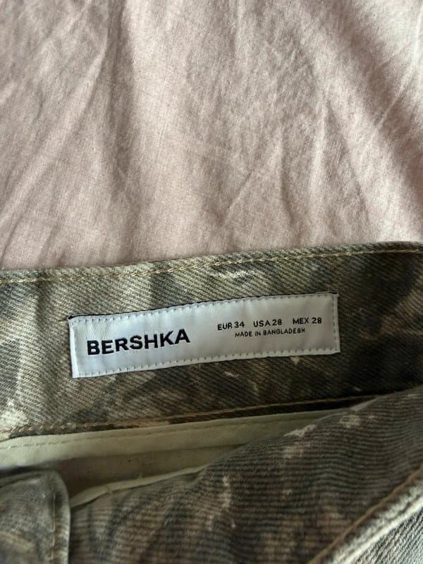 Bershka Bershka leaf print jeans