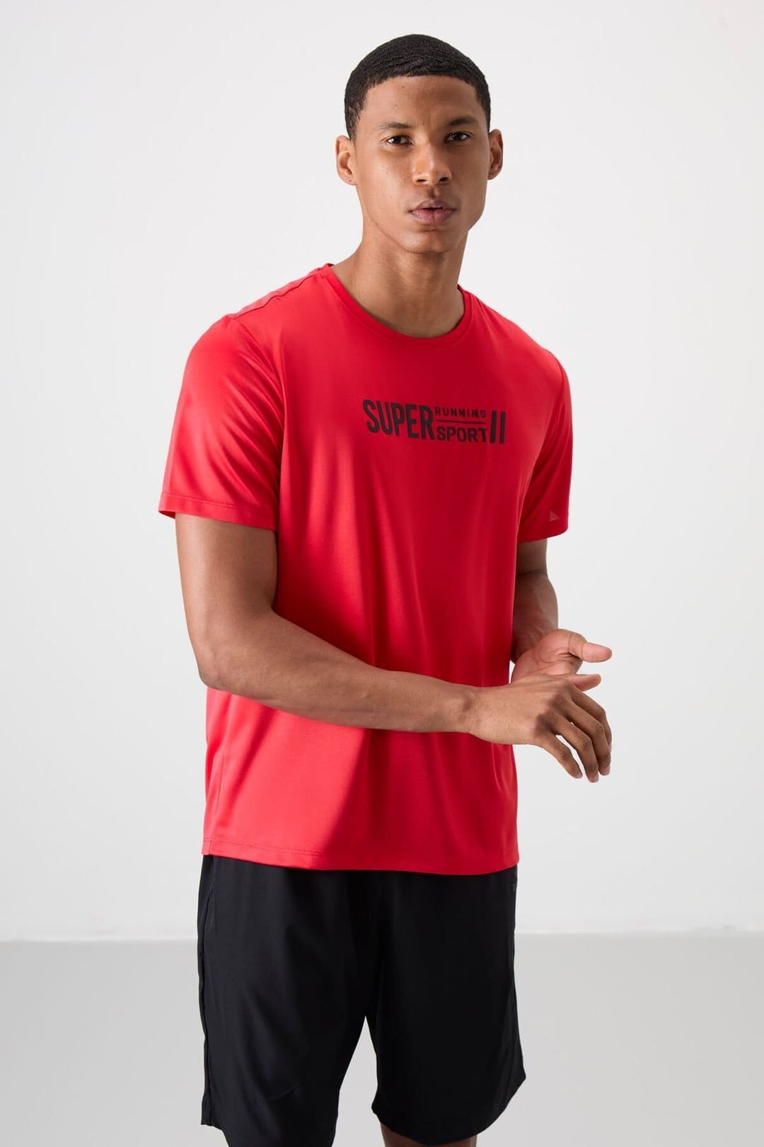 Tommy Life Tommy Life Men's Printed Crew Neck Short-Sleeve T-Shirt in Red - 4