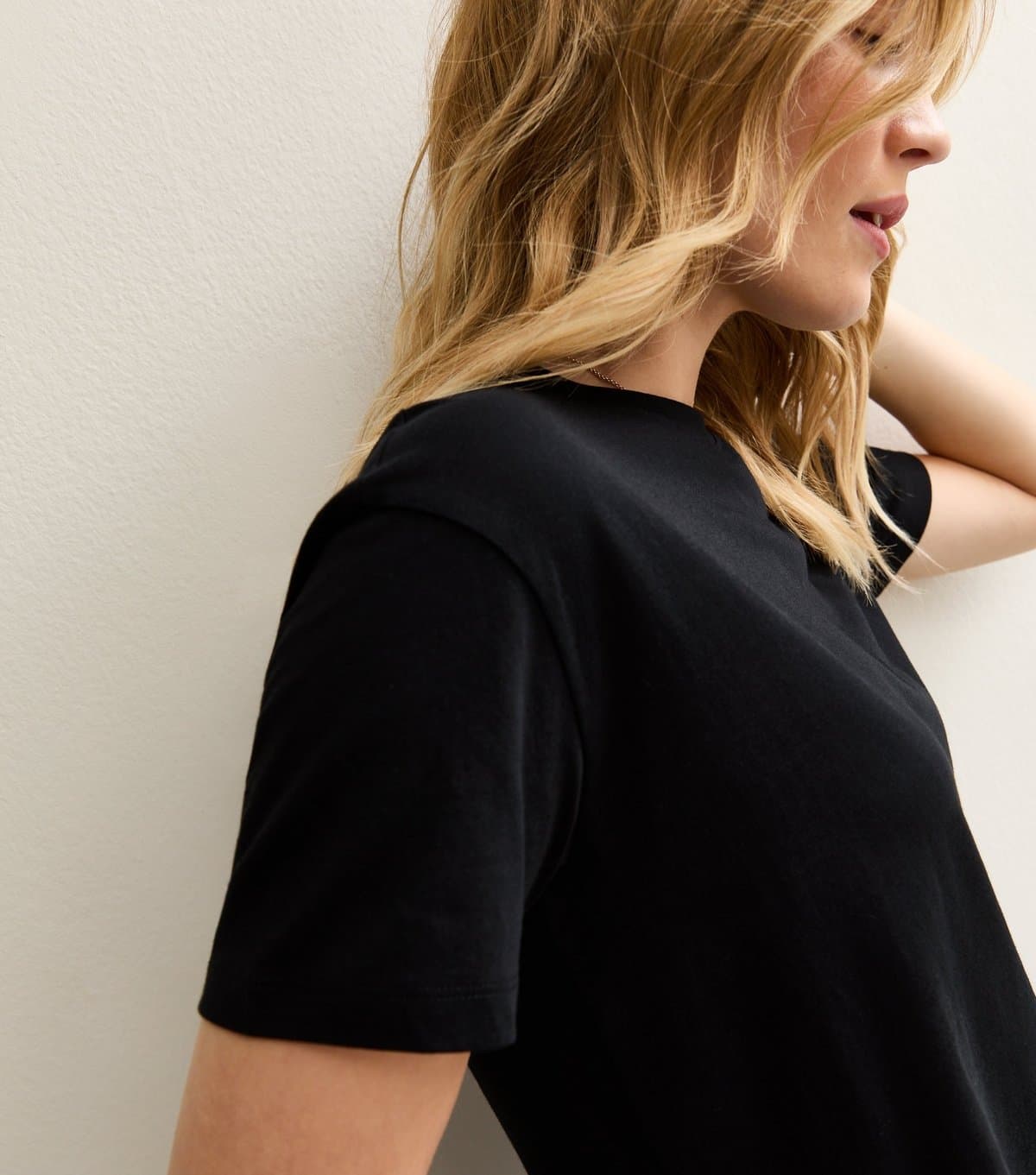 New Look New Look Black Cotton Boxy Fit T-Shirt