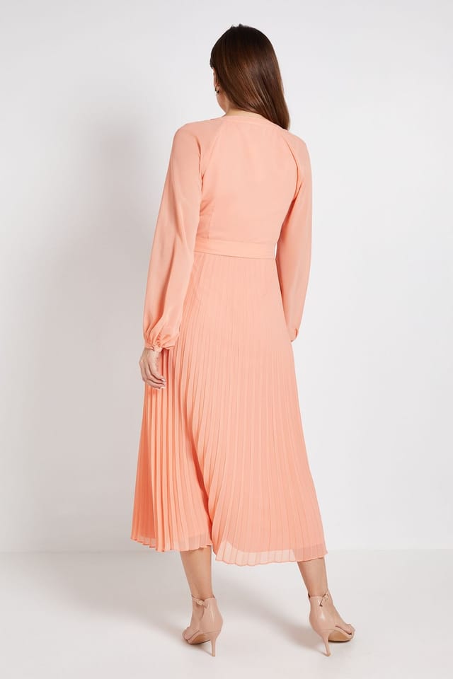 Wallis Wallis Women's Chiffon Pleat Detail Midi Dress in Apricot - 3