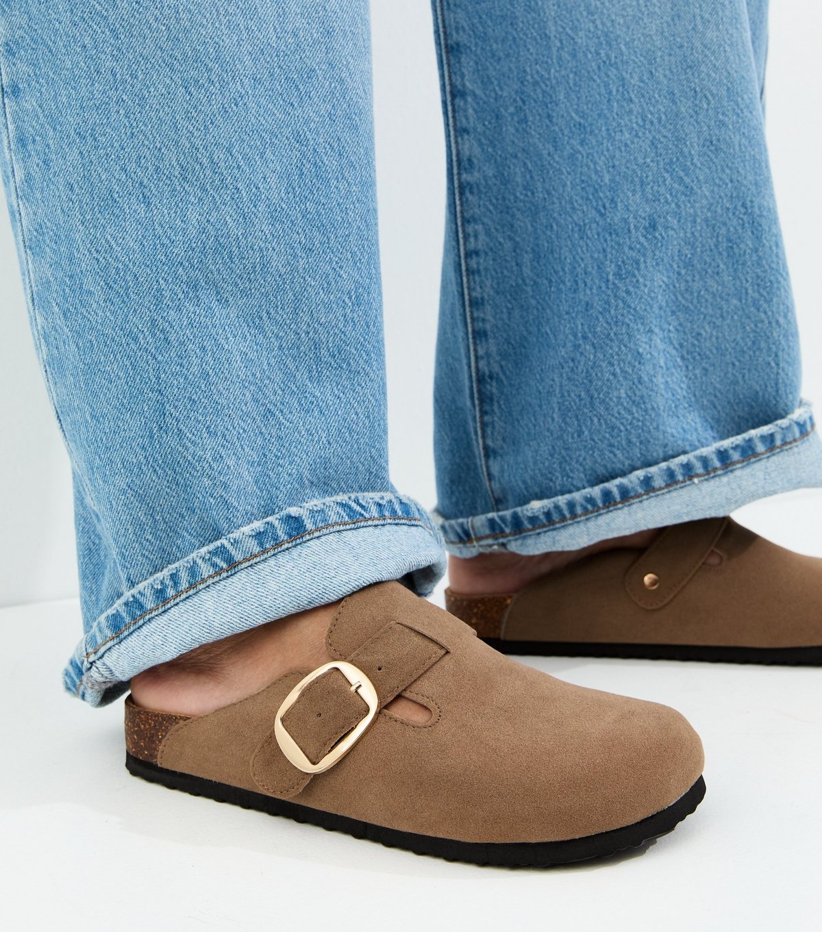 New Look Women's Light Brown Faux Brushed Leather Clogs Vegan New Look - 2