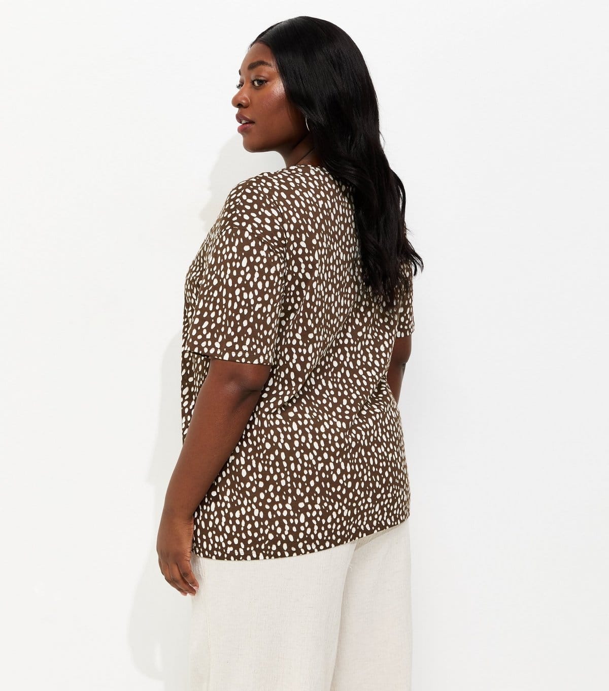 New Look Women's Plus Size Brown Leopard Print T-Shirt Curves New Look - 4