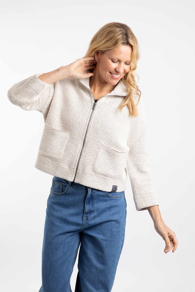 Weird Fish Weird Fish Women's Emily Full Zip Cropped Macaroni Sweatshirt Jacket in Ecru - 3