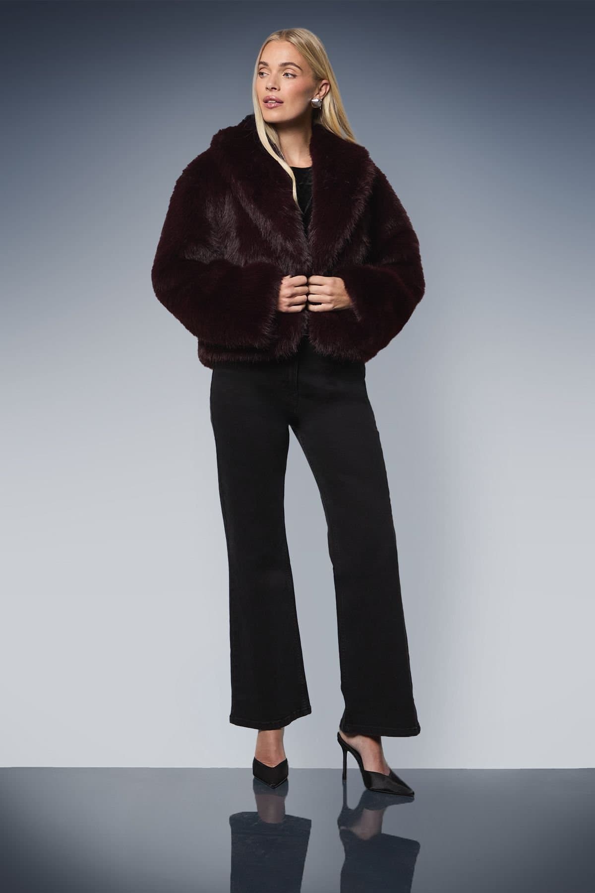Wallis Wallis Women's Petite Faux Fur Edge to Edge Jacket in Berry
