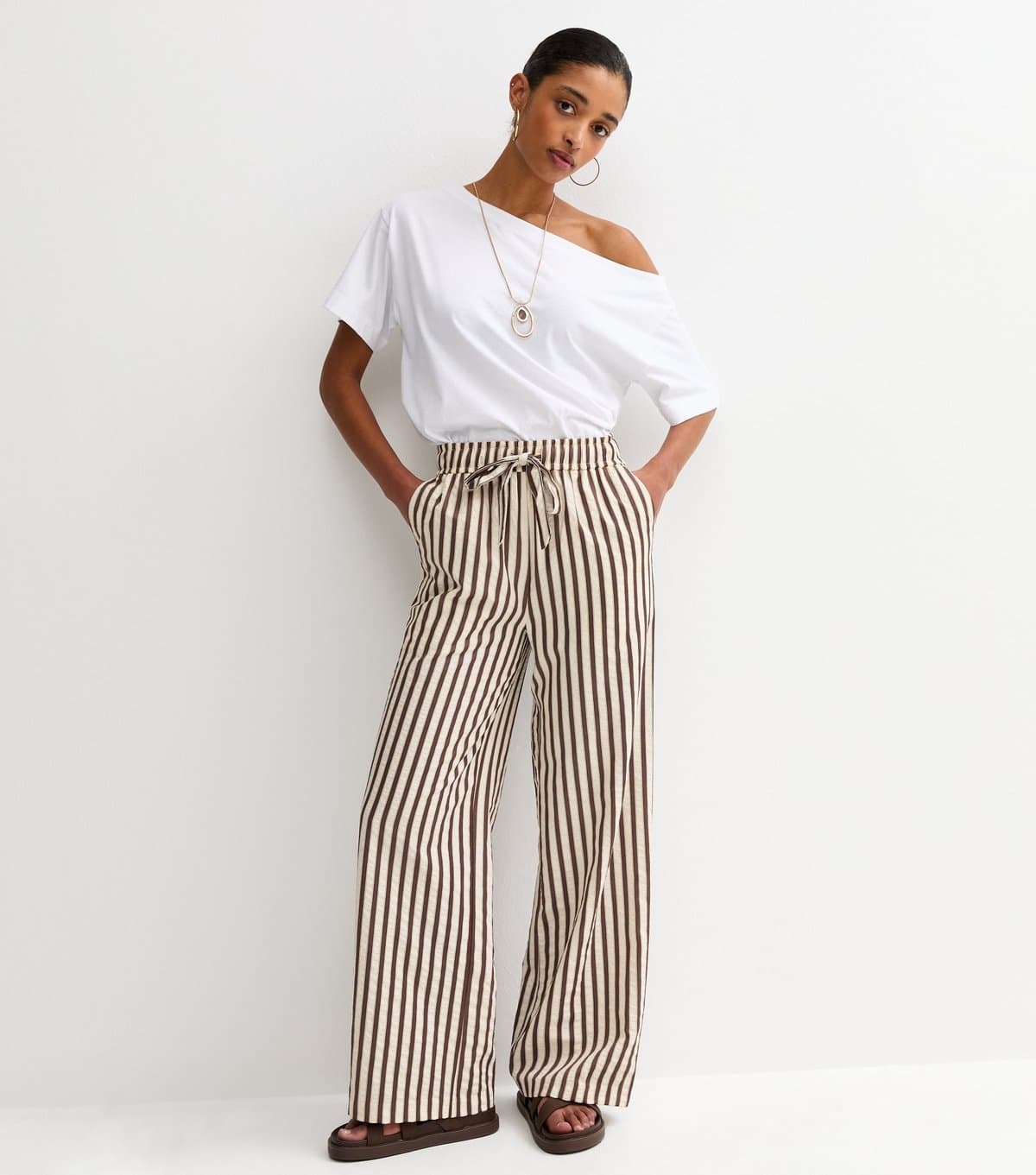 New Look Women's Brown Striped Seersucker Wide Leg Trousers New Look