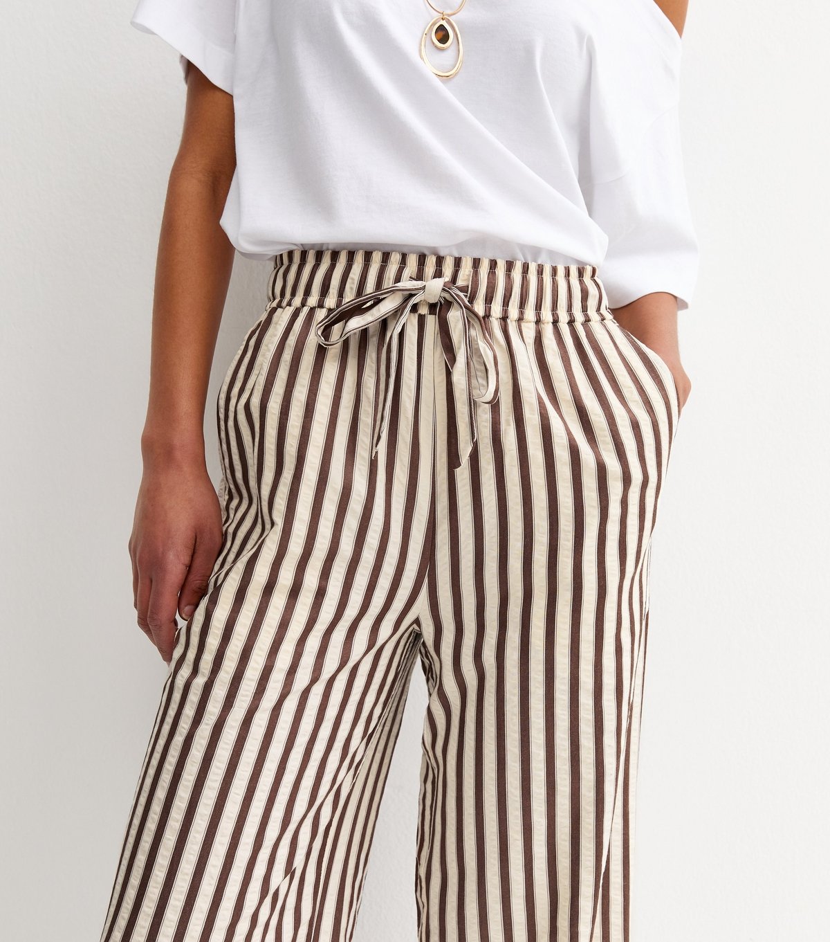 New Look Women's Brown Striped Seersucker Wide Leg Trousers New Look - 4