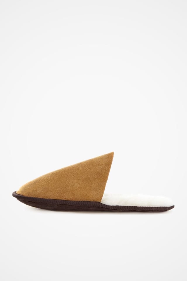 Celtic & Co Celtic & Co Women's Sheepskin Scuff Slippers in Light Tan - 3