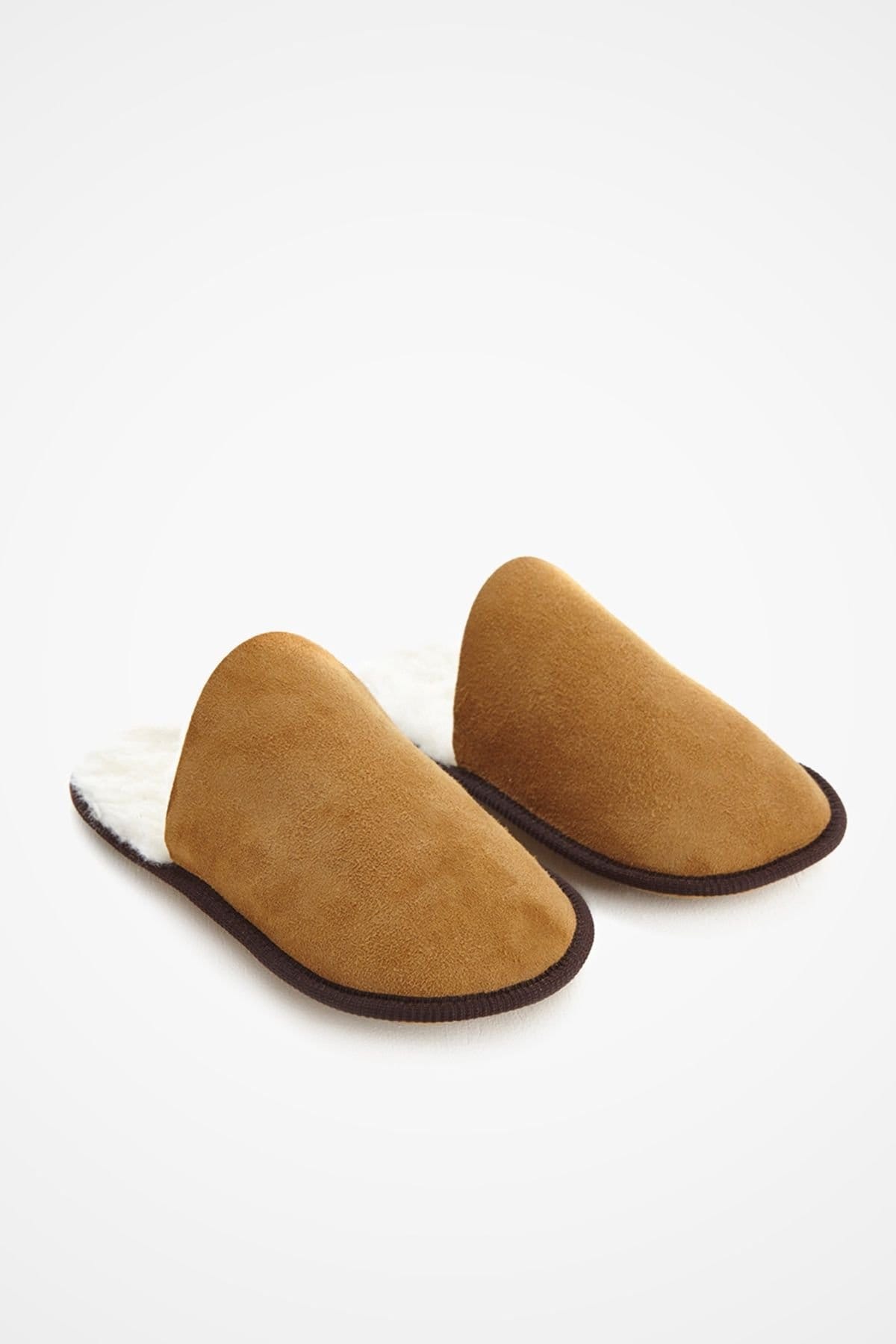 Celtic & Co Celtic & Co Women's Sheepskin Scuff Slippers in Light Tan - 4