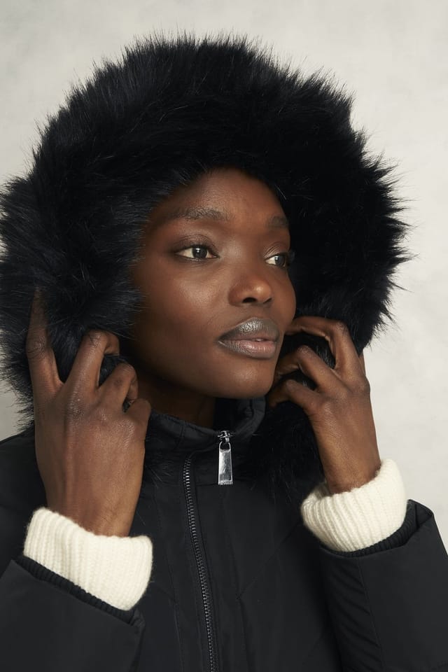 Hobbs London Hobbs London Women's Amalie Longline Puffer Coat in Black - 3