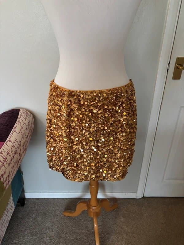 French Connection BNWT Zara gold sequin mini skirt - size L 12