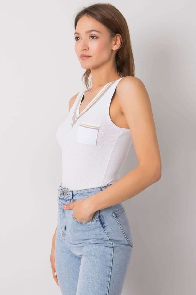 Love Lace Love Lace Women's Heart Neckline Sleeveless T-Shirt in White - 2