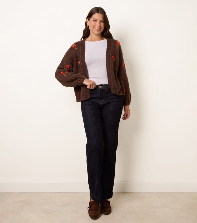 Blue Vanilla Women's Dark Brown Flower Embroidered Chunky Knit Cardigan Blue Vanilla New Look - 2