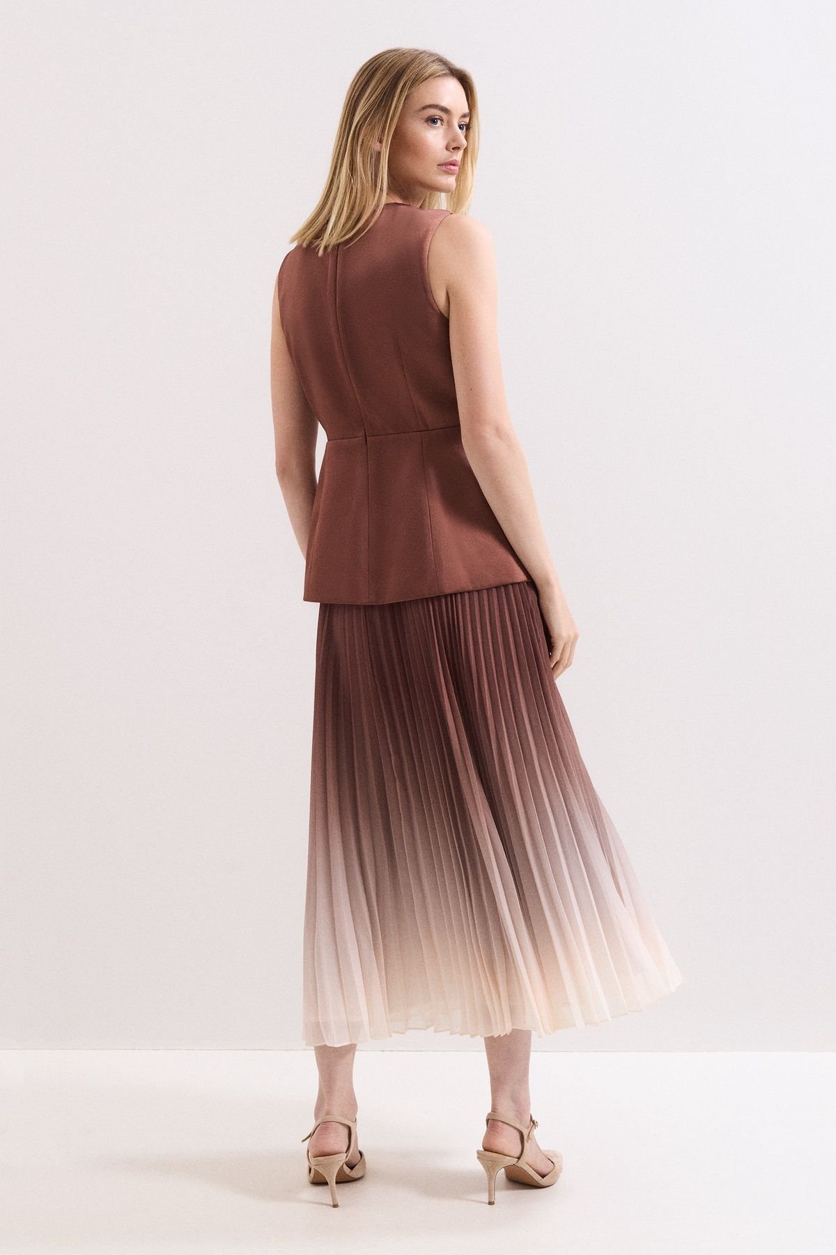 Phase Eight Phase Eight Women's Solana Ombre Dress in Walnut - 4