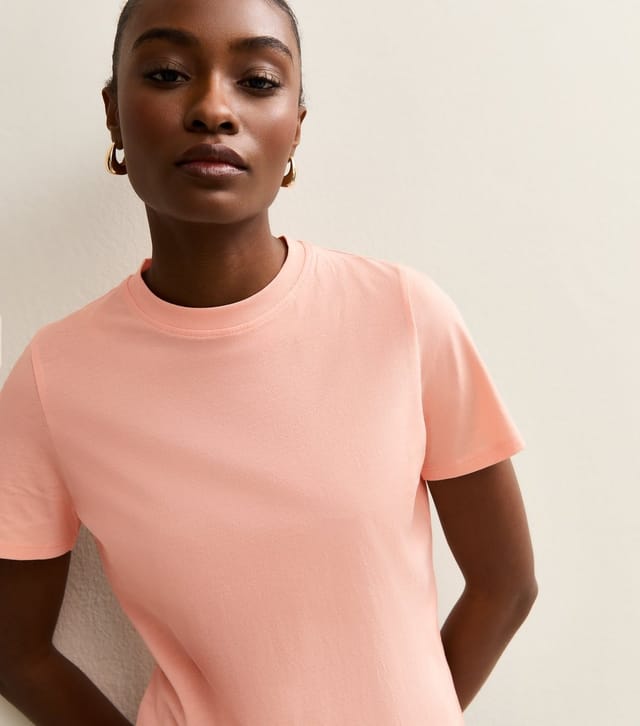 New Look Women's Light Coral Cotton Crew Neck T-Shirt New Look - 2
