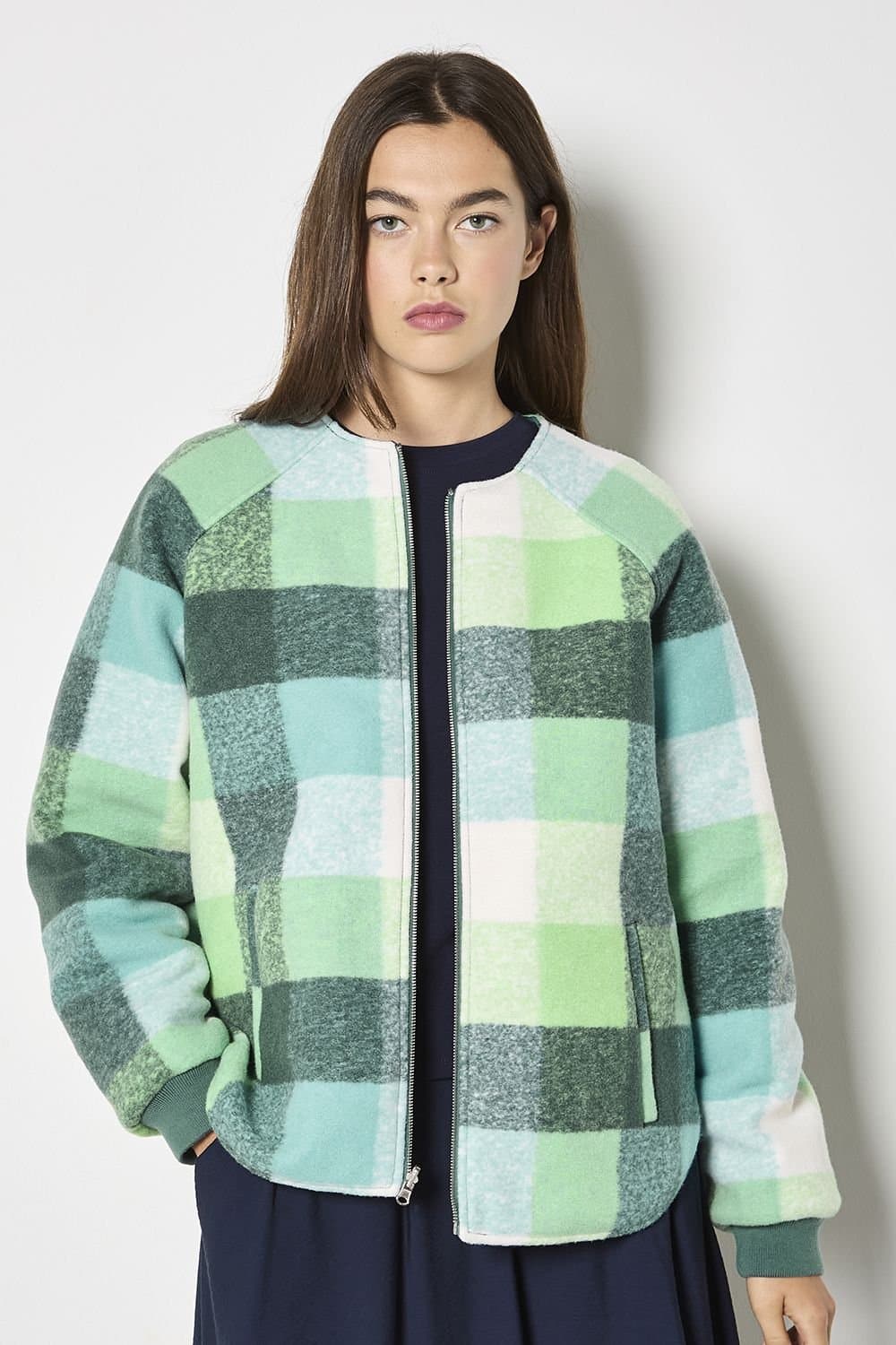 Apricot Apricot Women's Reversible Check Fleece Quilted Jacket in Green