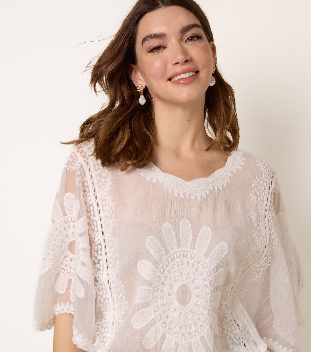 Blue Vanilla Women's Off White Embroidered Sunflower Blouse Blue Vanilla New Look - 3