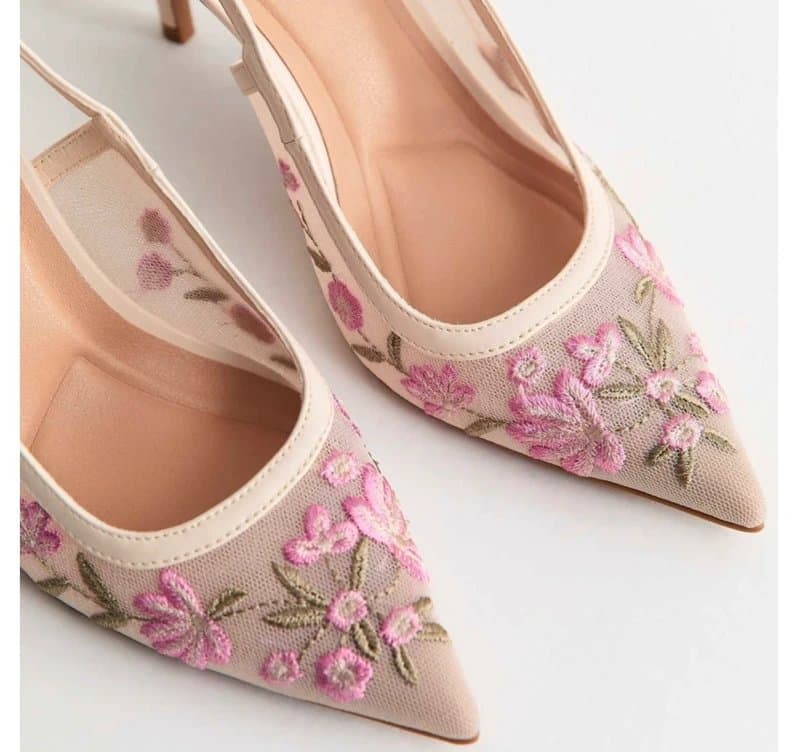 New Look New Look off white floral embroidered mesh slingback court shoes. Size 7
