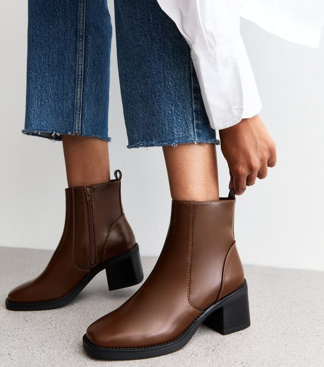 New Look Women's Brown Faux Leather Block Heel Ankle Boots Vegan New Look - 2