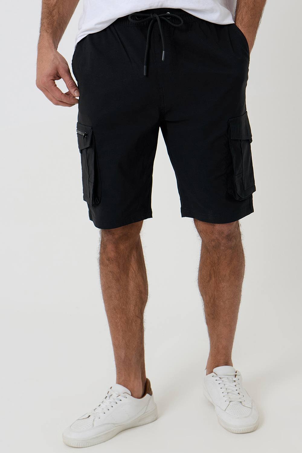 Threadbare Threadbare Men's Elasticated Waist Stretch Cargo Shorts in Black - 4