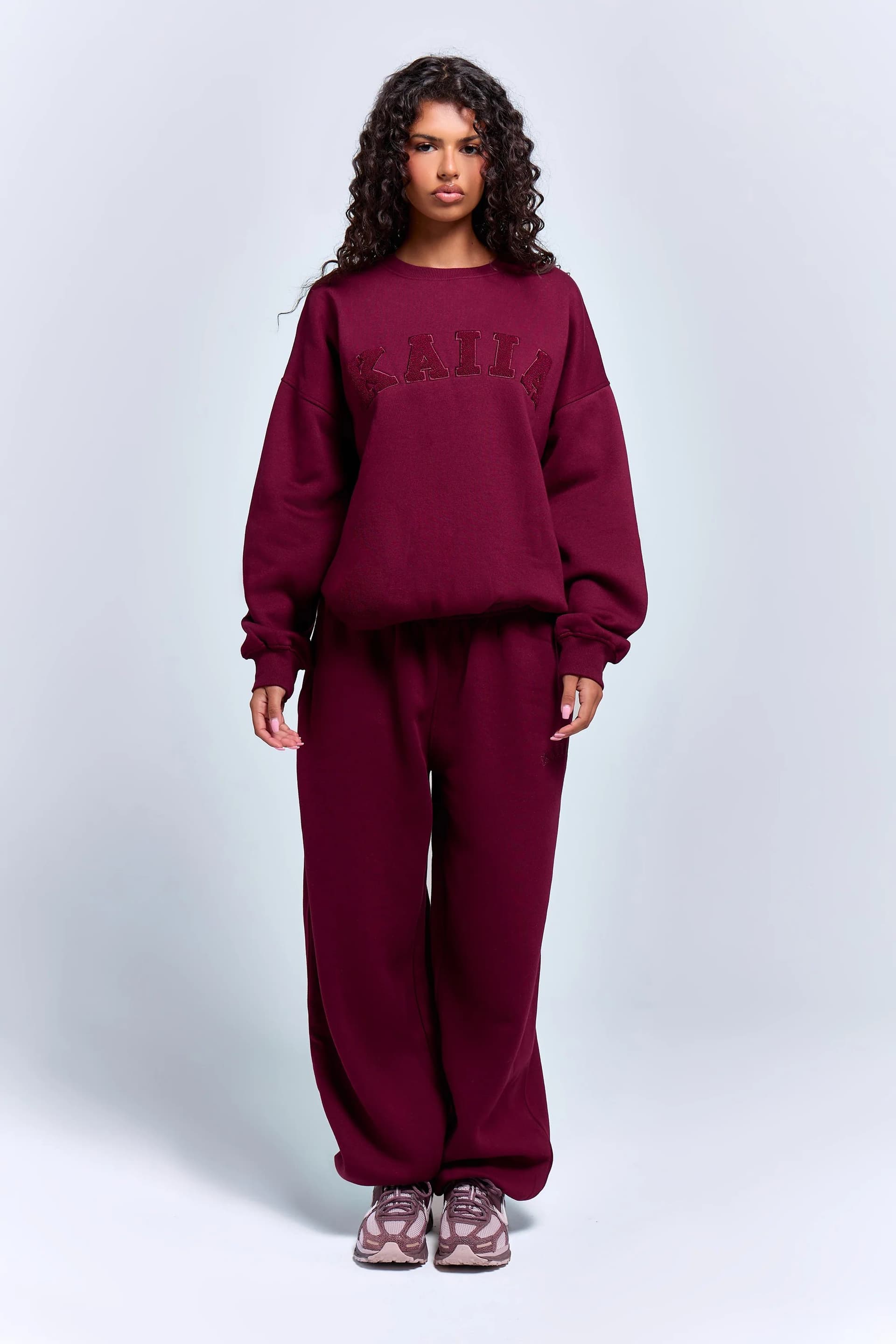 Kaiia Kaiia Logo Cuffed Joggers Deep Burgundy