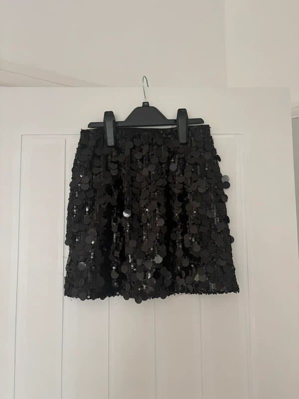 ASOS Women’s black small sequin skirt