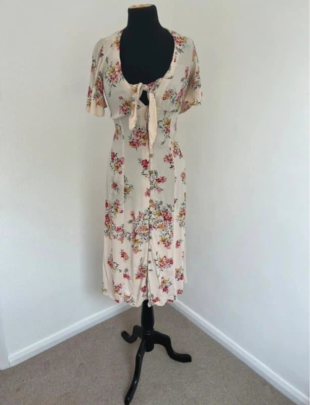 New Look Cream floral milk maid style midi summer dress cottage core holiday New Look 8