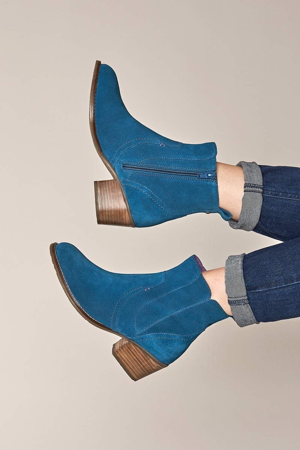 Moshulu Moshulu Women's 'Morisot' Western Inspired Heeled Ankle Boot in Teal