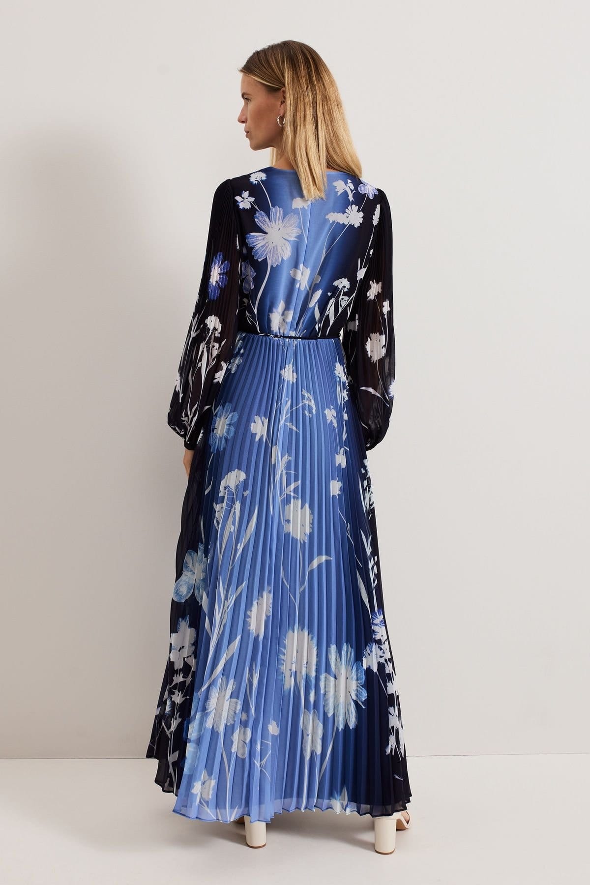 Phase Eight Phase Eight Women's Annie Pleated Floral Maxi Dress in Bright Blue - 4