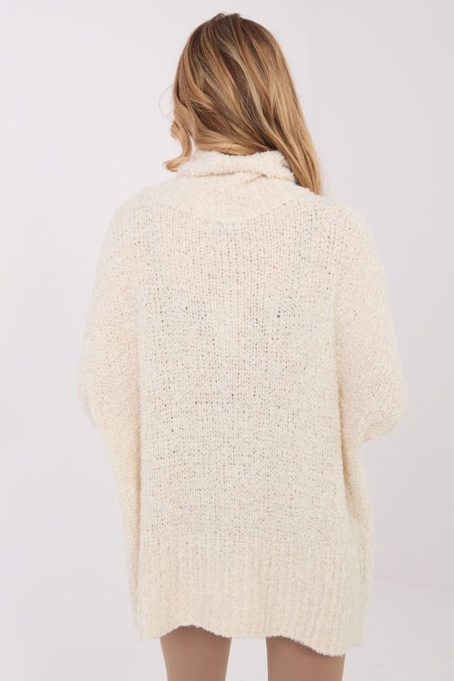 Love Lace Love Lace Women's Boucle Turtleneck Long Sleeve Sweater in Beige - 3