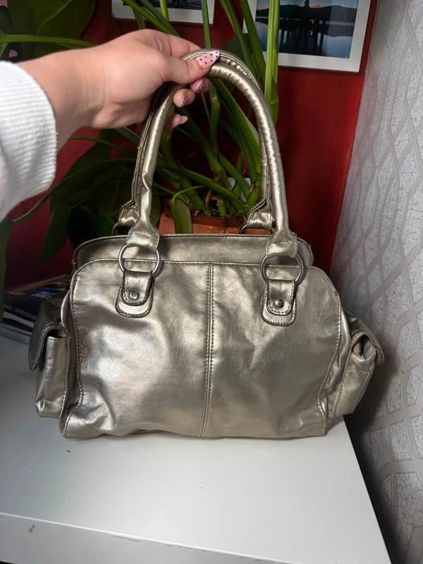 Unknown Vintage Y2K Gold faux leather handbag