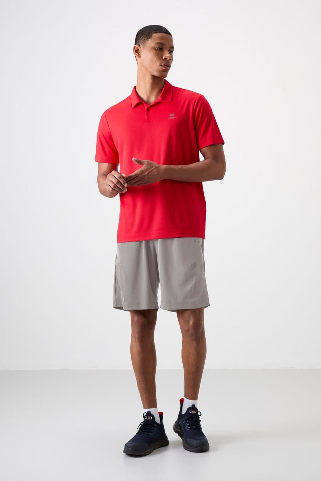 Tommy Life Tommy Life Men's Short Woven Pull-on Shorts in Grey