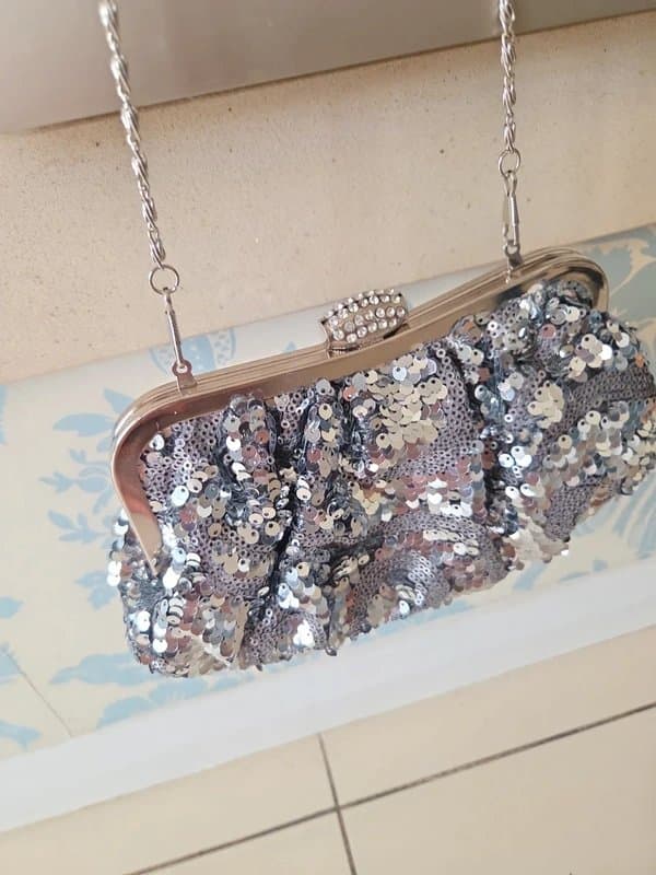 New Look New Look Sequin Clutch