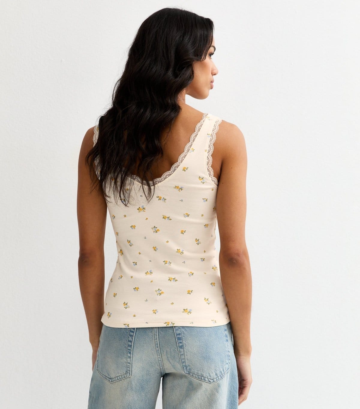 New Look Women's White Ditsy Floral Lace Trim Vest Top New Look - 4