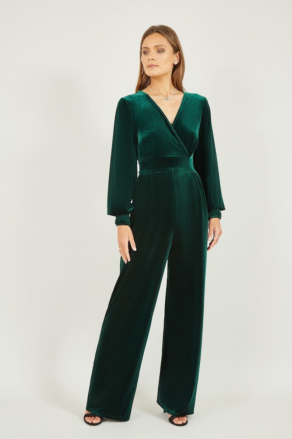 Yumi Yumi Women's Green Velvet Long Sleeve Jumpsuit
