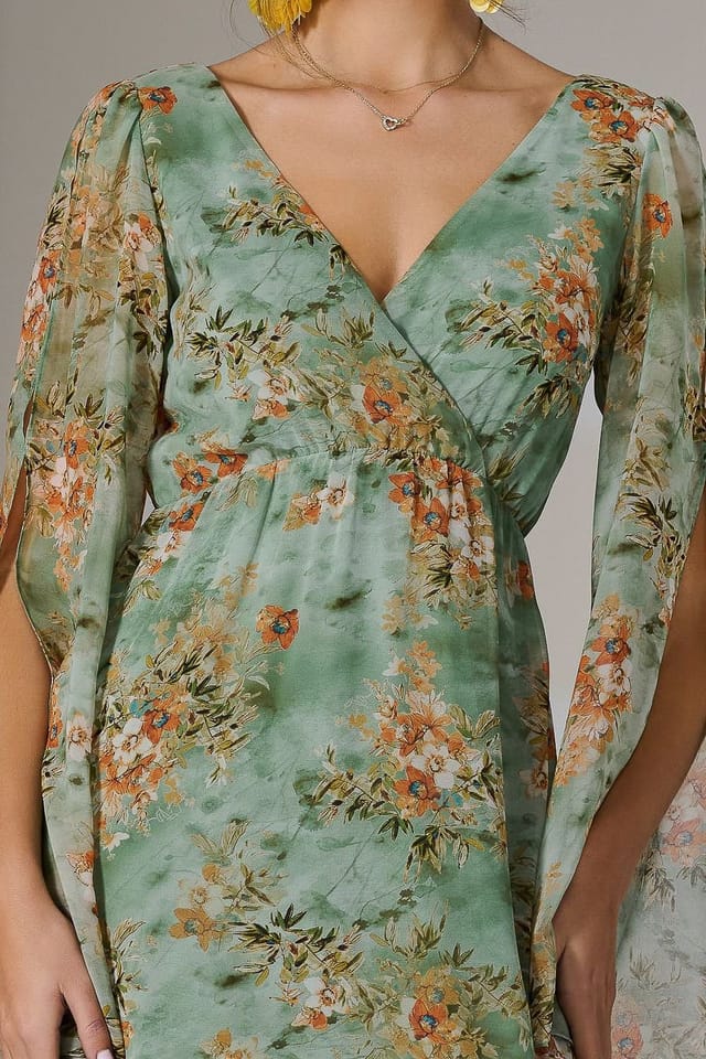Jolie Moi Jolie Moi Women's Chiffon Split Sleeve Midaxi Dress in Light Green - 3
