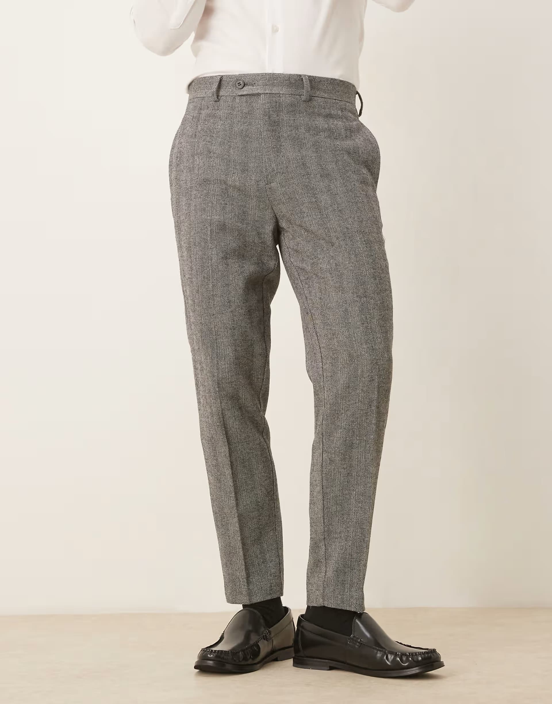 ASOS ASOS DESIGN smart tapered trouser in grey herringbone