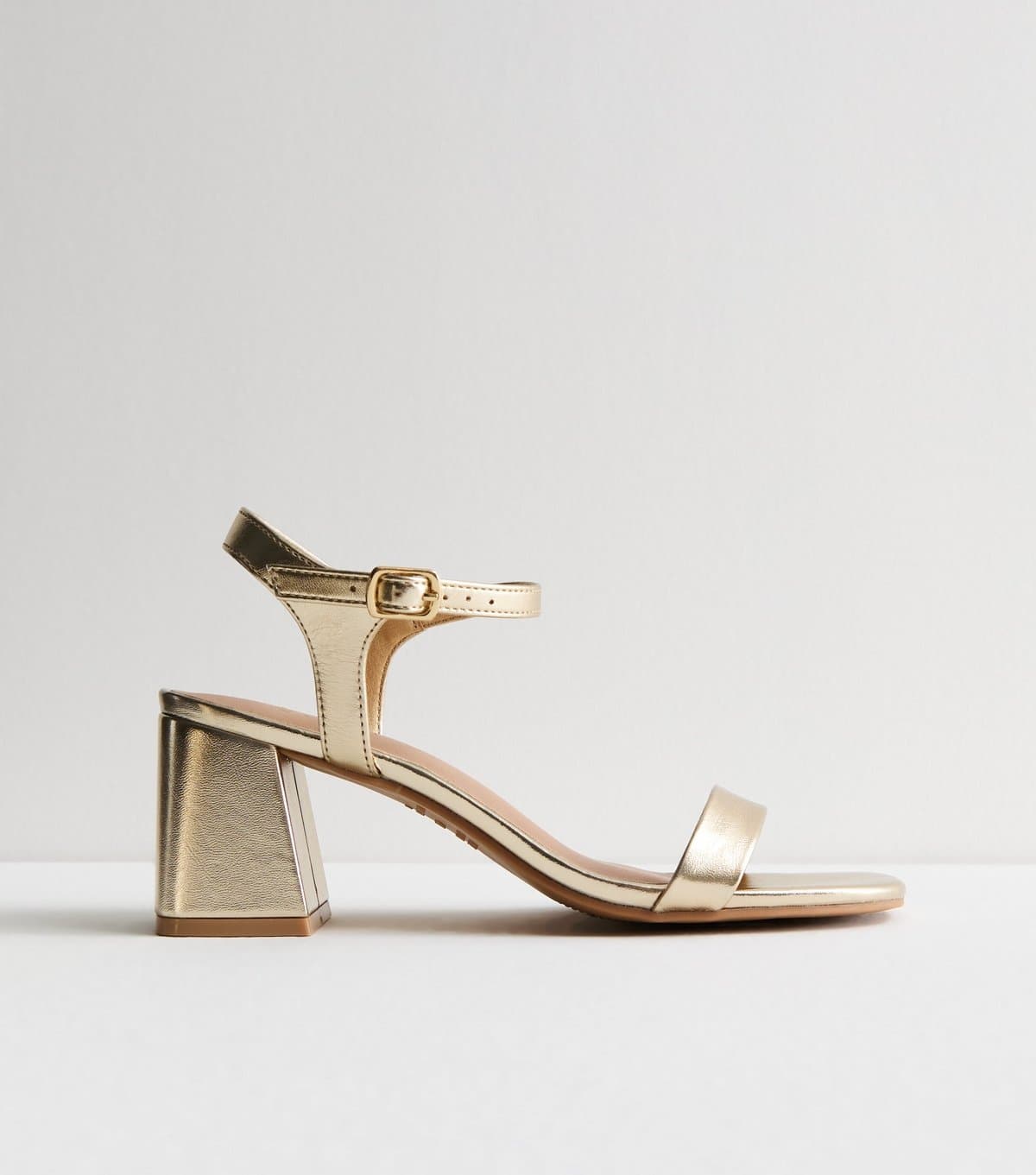 New Look Women's Wide Fit Gold Leather-Look 2 Part Block Heel Sandals New Look
