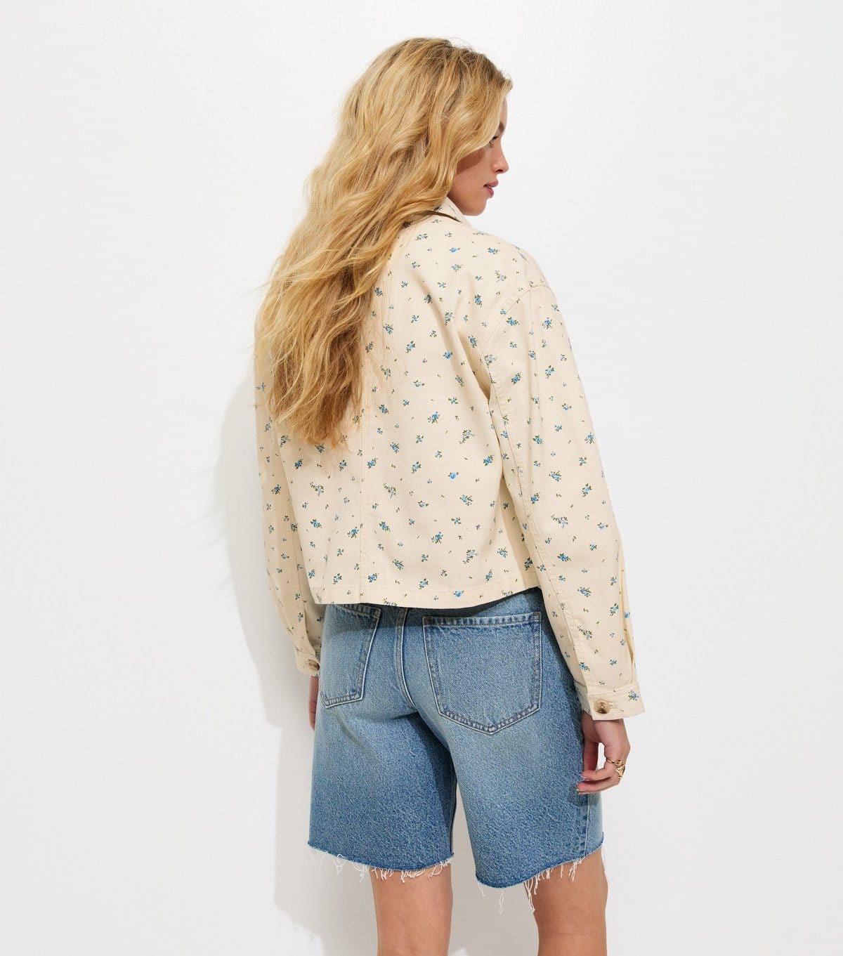 New Look Women's Cream Cotton Ditsy Floral Shacket New Look - 4
