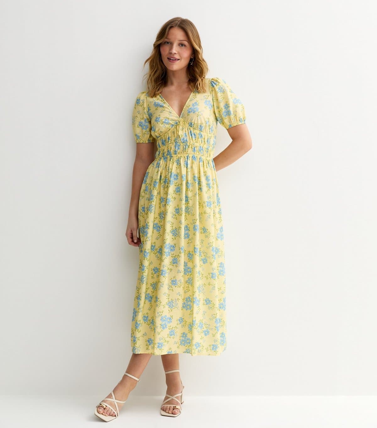 New Look Women's Yellow Crepe Ditsy Print Tiered Hem Midi Dress New Look